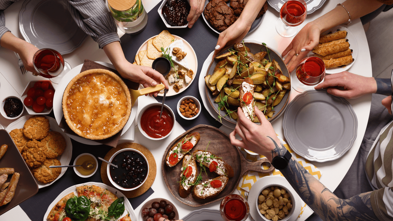 People-Eating-Together